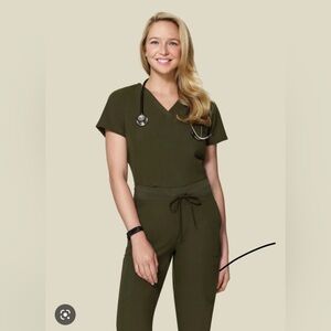 Womens jogger scrubs set